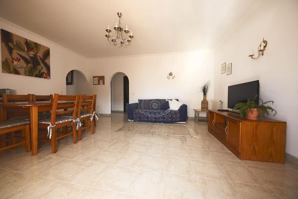 Cozy Sunny Peaceful Flat With Swimming Pool Apartment Burgau Bagian luar foto