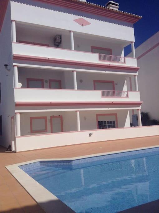 Cozy Sunny Peaceful Flat With Swimming Pool Apartment Burgau Bagian luar foto