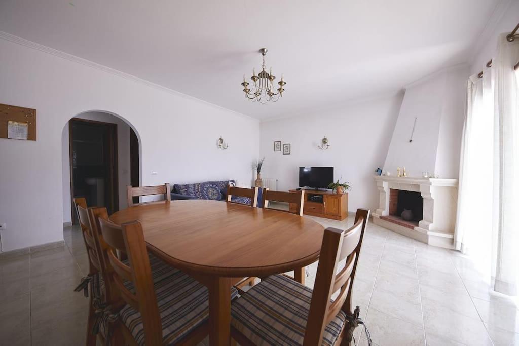 Cozy Sunny Peaceful Flat With Swimming Pool Apartment Burgau Bagian luar foto