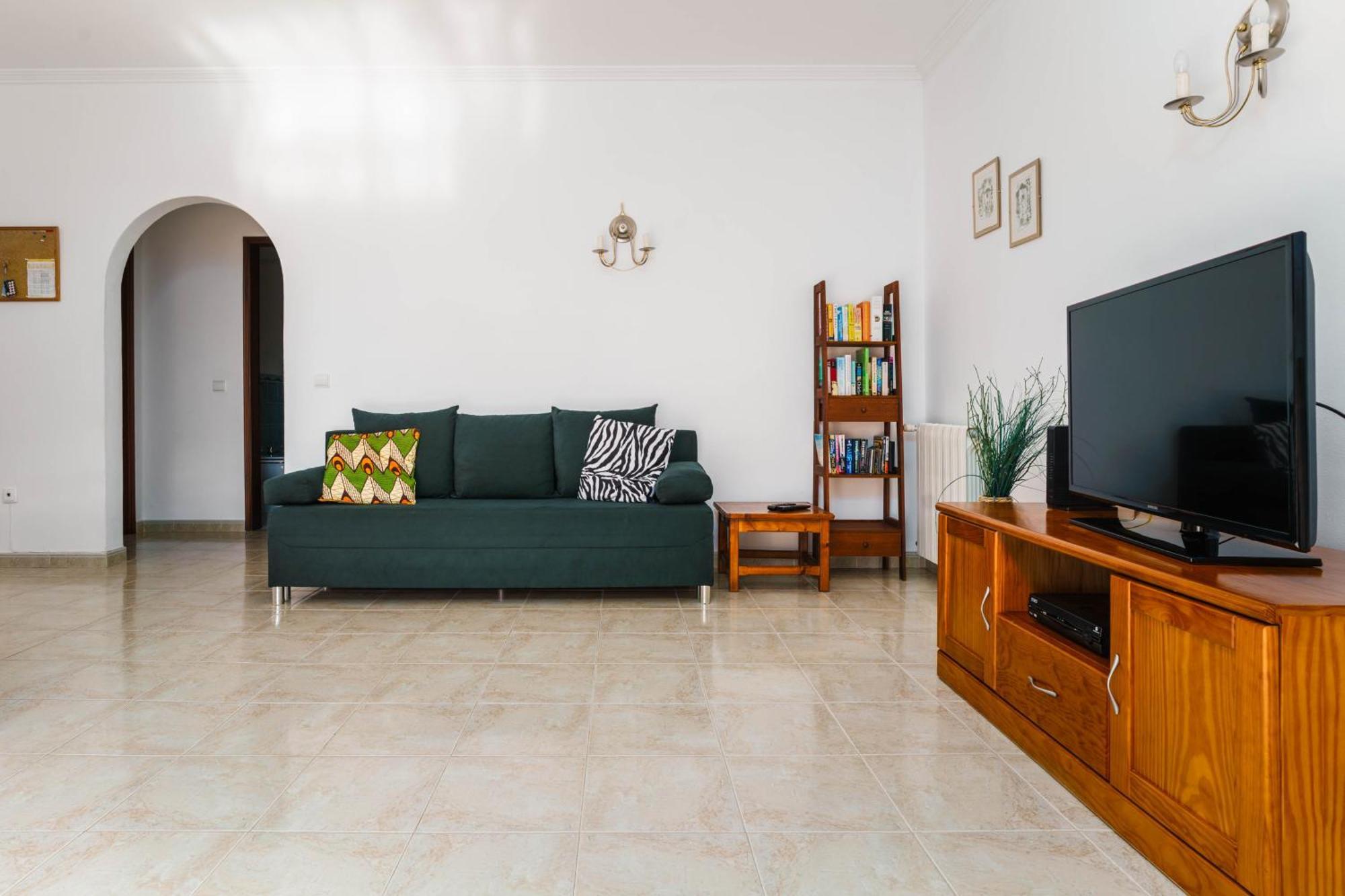 Cozy Sunny Peaceful Flat With Swimming Pool Apartment Burgau Bagian luar foto
